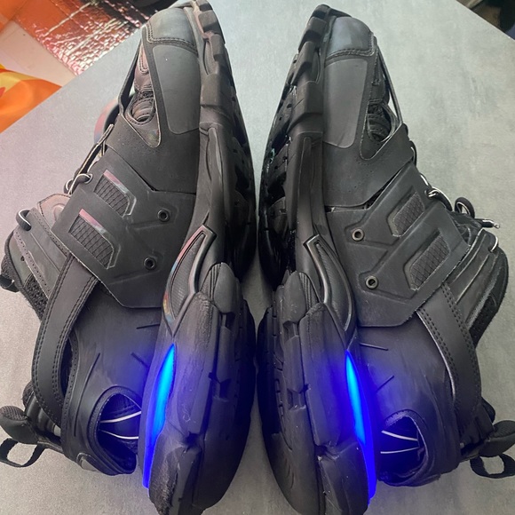 Balenciaga LED Track Black size 12 - Picture 6 of 8